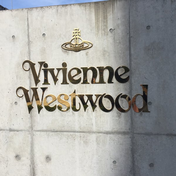 Vivienne Westwood 心斎橋店 Boutique In 大阪市 Vivienne Westwood 心斎橋店 Boutique In 大阪市