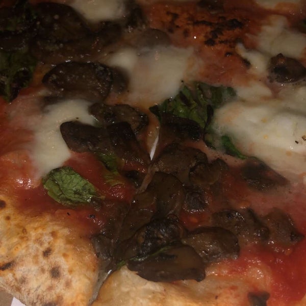 Foto scattata a Pupatella Neapolitan Pizza da Mutlaq . il 10/21/2020