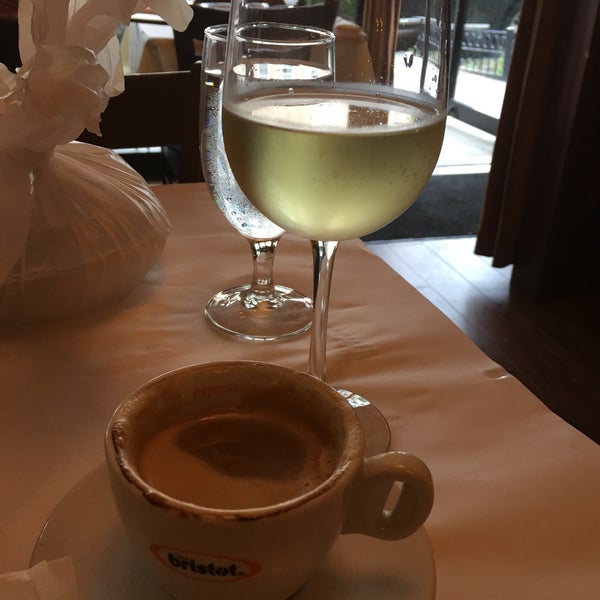 Creme Brûlée andMoscato , nice end to lunch!