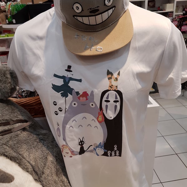 Featured image of post Anime Zakka Harvard Square - In their new location, anime zakka has a lot more space to spread out and show off lots of fun merchandise from popular animes both old and new.