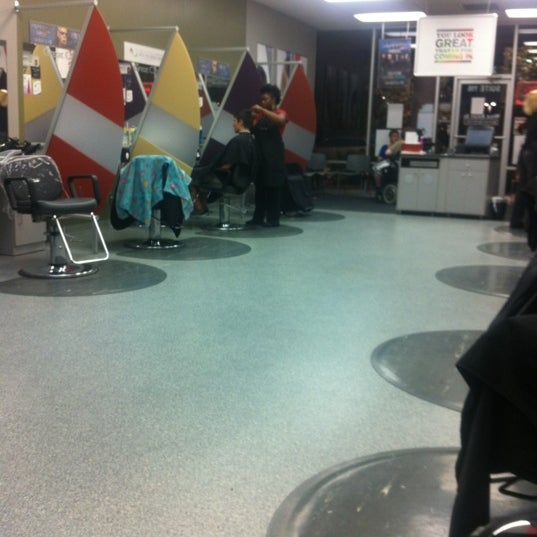 Great Clips Hair Salon in Estero