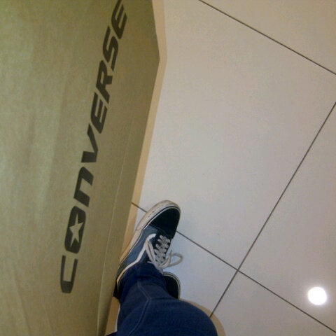 converse kuantan