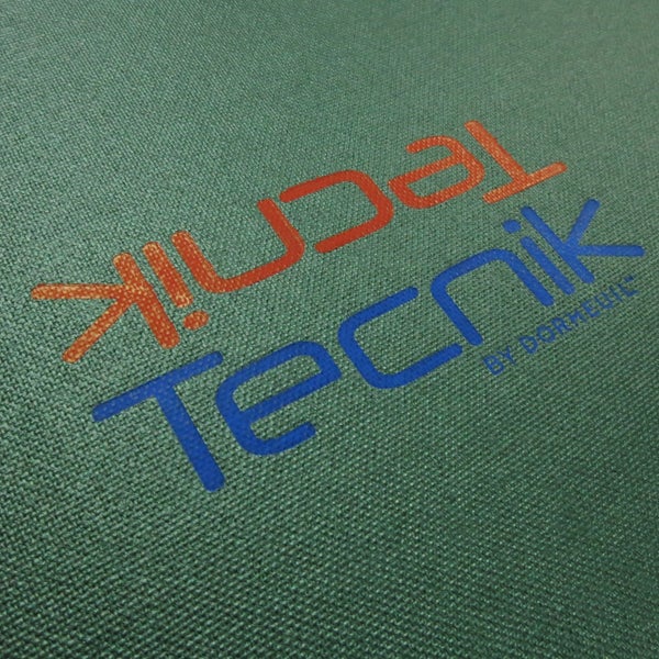 Introducing Dormeuil:Tecnik a wonderful of fine men's #cloth #bespoke #mensfabrics #suiting