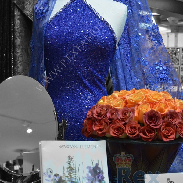 #Dress #RexFabrics #DressForm #Mannequin #HauteCouture #Fabrics #CustomMade #Estilo #Elegancia #Pasarela #Glamour Translate