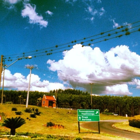 11/28/2012 tarihinde Matheusziyaretçi tarafından Campos de Holambra'de çekilen fotoğraf