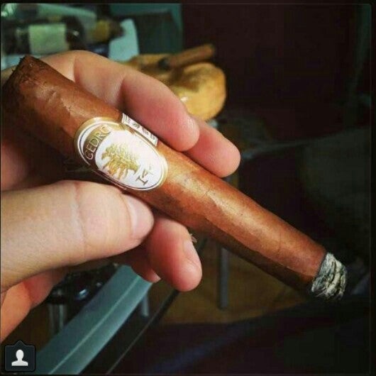 7/21/2013에 El Cedro Cigars님이 United Cigars Inc.에서 찍은 사진