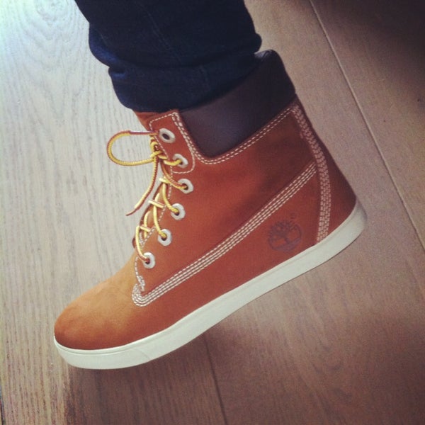 Photos at Schoenen Torfs - 4 tips