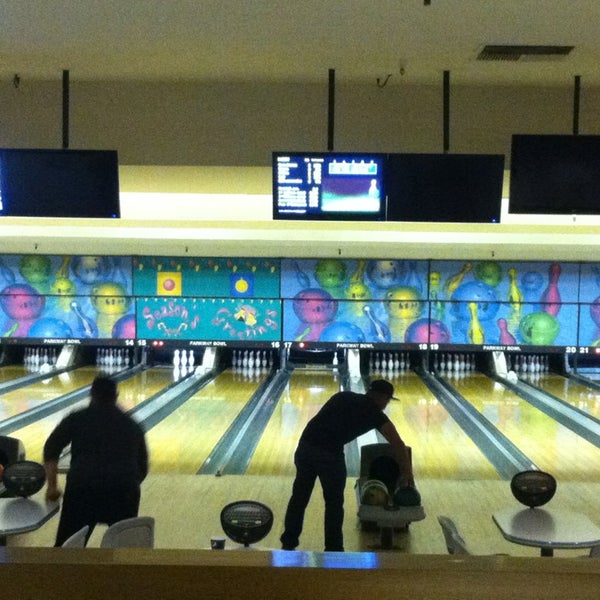 Parkway Bowl Bowling Alley in El Cajon