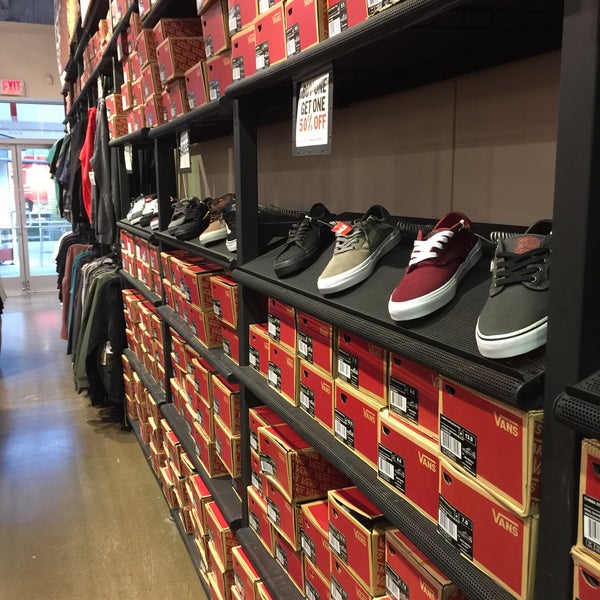 vans outlet round rock