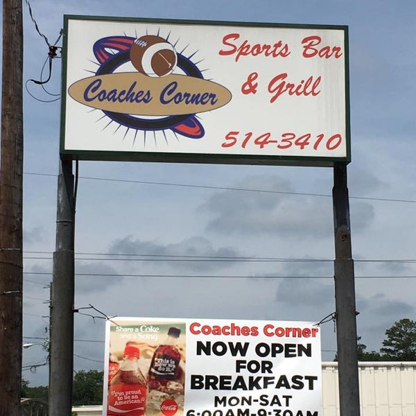 Coaches Corner Sports Bar & Grill American Restaurant in Wetumpka