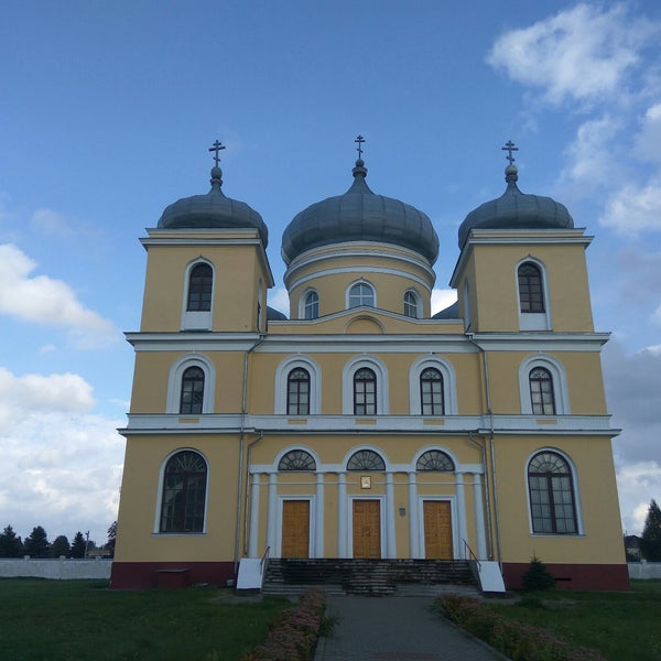 Костел в дубне. Деревня дубно. Дубно беларусь. Свято успенский вышенский монастырь. Церковь святого николая в дубно беларусь.
