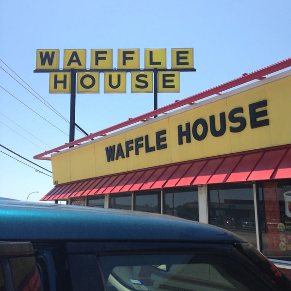 waffle house breakfast spot in arlington