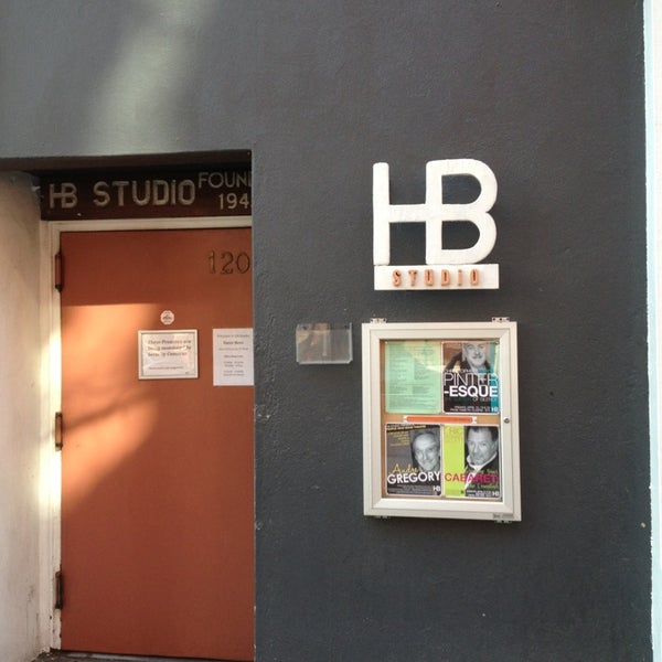 4/10/2013にDebbieがHB Studioで撮った写真