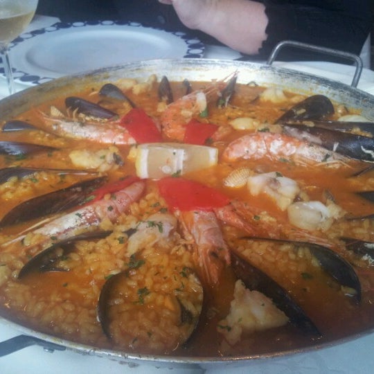 11/17/2012 tarihinde .ziyaretçi tarafından Restaurante O Rizon'de çekilen fotoğraf