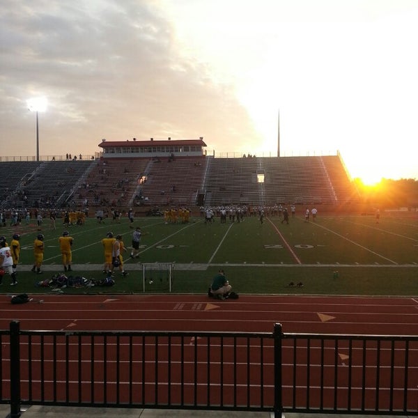 East Kentwood High School Kentwood'da Lise