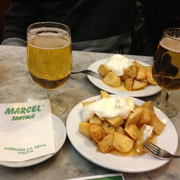 รูปภาพถ่ายที่ Marcel Santaló Café-Bar โดย Weiyee C. เมื่อ 2/9/2013