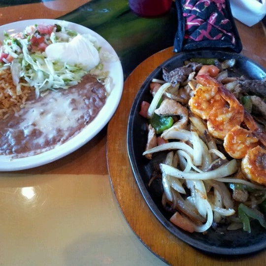 10/13/2012에 Brina S.님이 El Agave Mexican Restaurant에서 찍은 사진