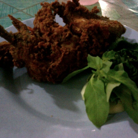 View Rumah Makan Istana Ikan Bakar Balikpapan PNG