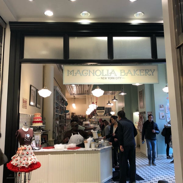 Photo taken at Magnolia Bakery by Begum K. on 2/10/2018