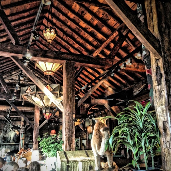 clyde's oak tower lodge