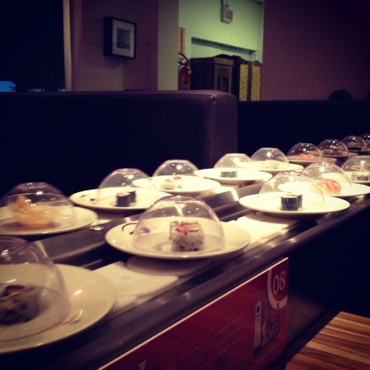 Foto diambil di Keemo, Sushi em Movimento oleh Luis pada 11/19/2012