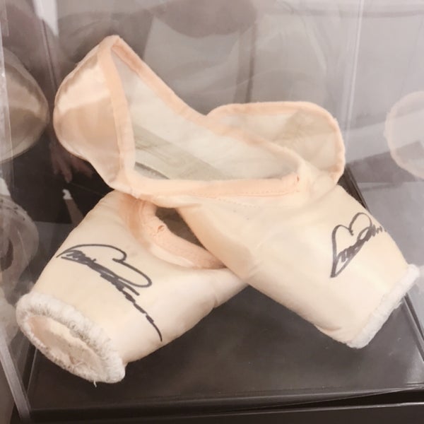 Chacott チャコット 心斎橋店 Sporting Goods Shop In 中央区