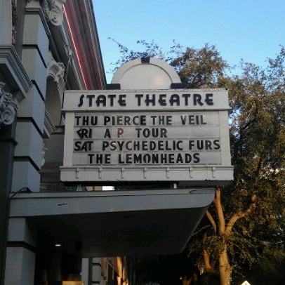 10/26/2012 tarihinde Elizabeth M.ziyaretçi tarafından State Theatre'de çekilen fotoğraf