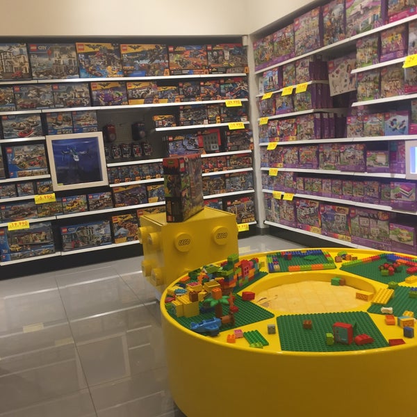LEGO Store Lincoln Plaza Moravia Provincia de Cartago