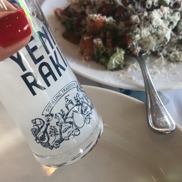 Photo taken at Liman Restaurant by I’Meri :. on 4/27/2019