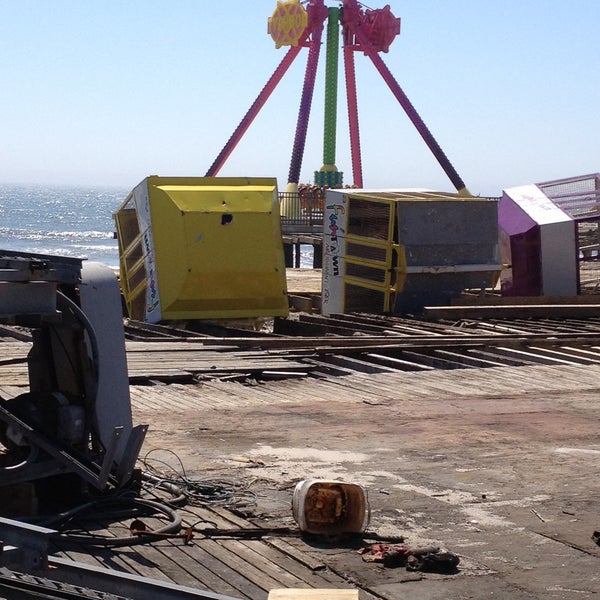 6/2/2013 tarihinde Casey B.ziyaretçi tarafından Casino Pier &amp; Breakwater Beach'de çekilen fotoğraf