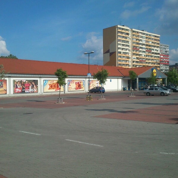 Photo taken at Lidl by Lindus F. on 5/25/2013