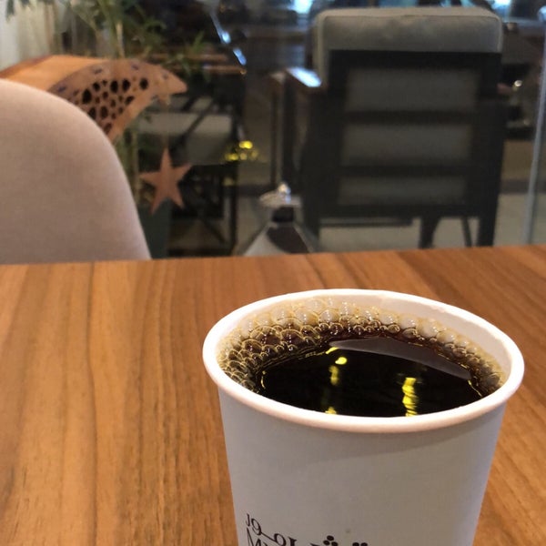 Foto tomada en MUCHMore Coffee  por Bandar el 4/15/2022