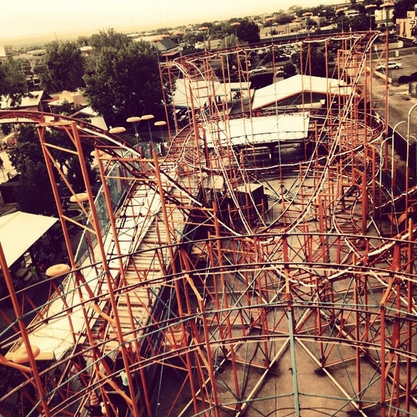 Снимок сделан в Cliff&#39;s Amusement Park пользователем Fatima 7/27/2014
