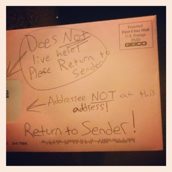 Mail place. Mail icon. Почтовый синий ящик аниме. Электронное письмо на белом фоне. Электронная почта папка бумажная.