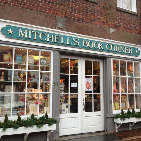 Photo taken at Mitchell&#39;s Book Corner by century house on 11/22/2013
