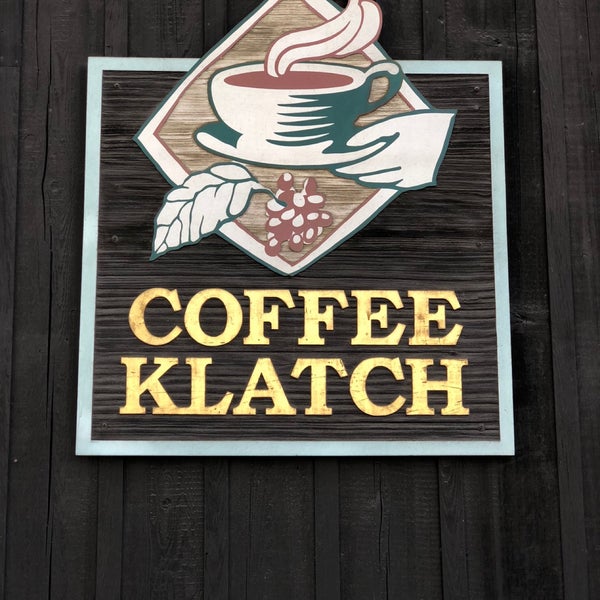 Foto tirada no(a) Klatch Coffee por M 7 em 1/10/2019