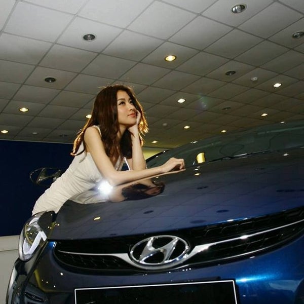 รูปภาพถ่ายที่ Hyundai Cakirlar โดย Ergün เมื่อ 6/2/2013