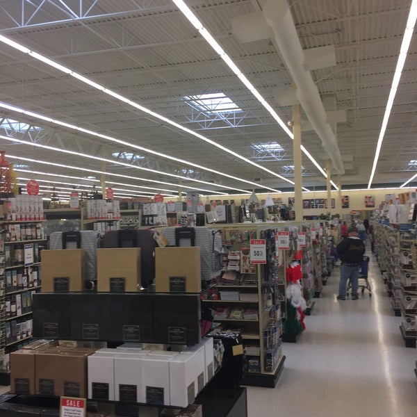 Hobby Lobby 2 tips from 423 visitors