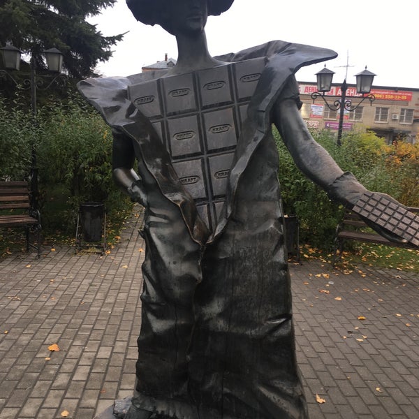 Памятник Шоколаду В Покрове Фото