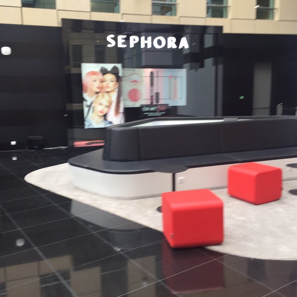 Sephora HQ - Office in Neuilly-sur-Seine
