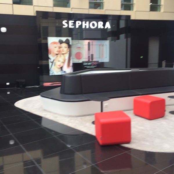 Sephora HQ Office in NeuillysurSeine