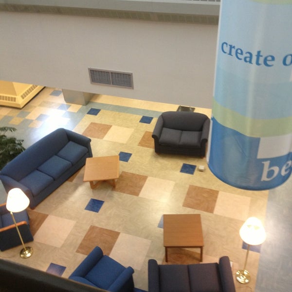 Naugatuck Valley Community College Library 2 tavsiye