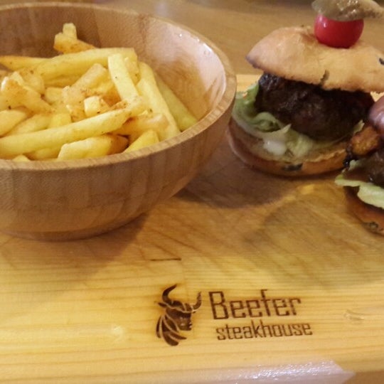Photo taken at Beefer Steakhouse by Dila Ö. on 8/29/2014