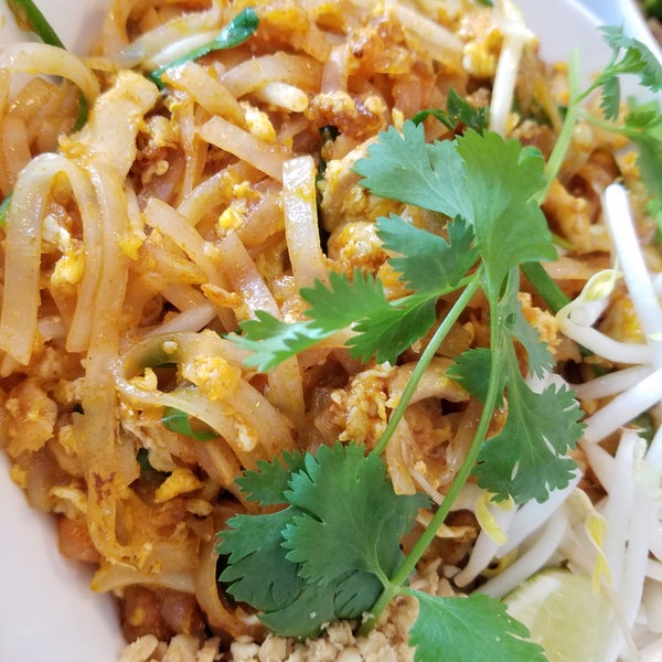 8/29/2019에 Jes T.님이 Ayara Thai Cuisine에서 찍은 사진