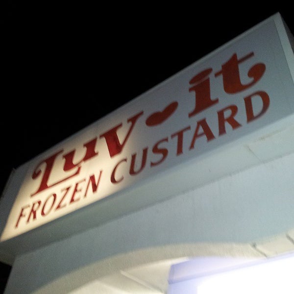 Photo taken at Luv-It Frozen Custard by Jason A. on 6/27/2013