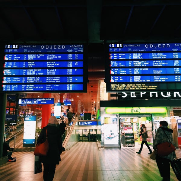 2/21/2015にMartin V.がプラハ本駅で撮った写真