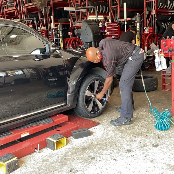 Discount Tire Houston, TX