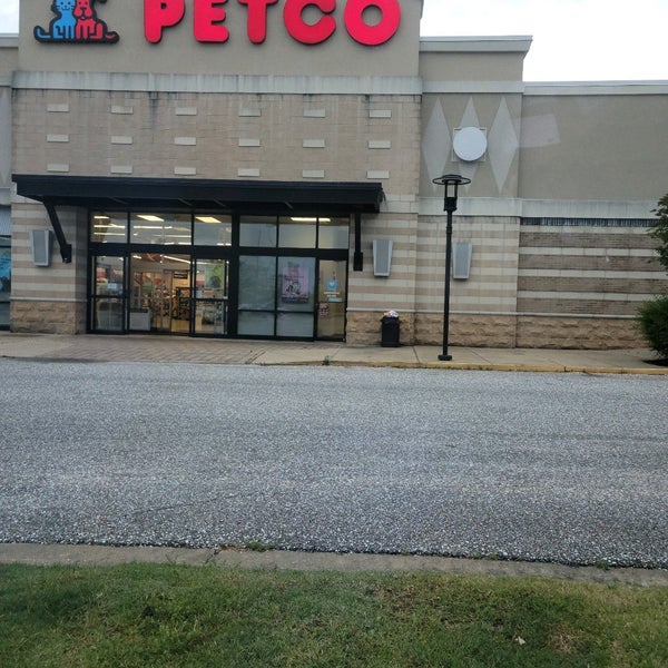 Petco Pet Supplies Store