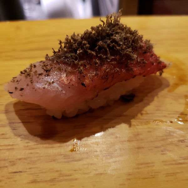 Снимок сделан в Nare Sushi пользователем Melissa 11/25/2018