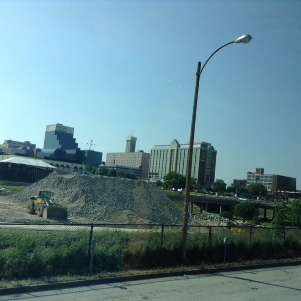 Megabus Stop Downtown West St Louis, MO